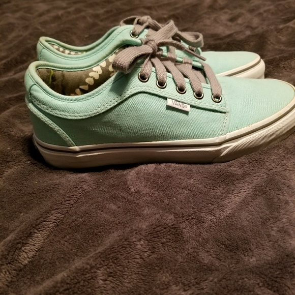 Vans - Picture 3 of 4